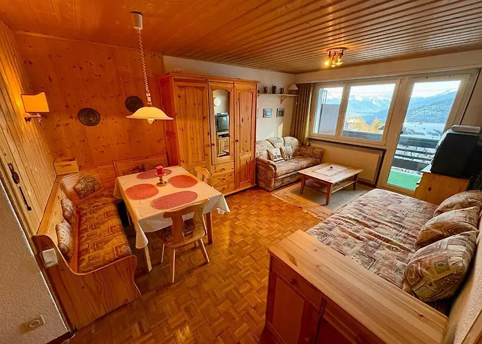 Valaisia 45a * 넨다즈